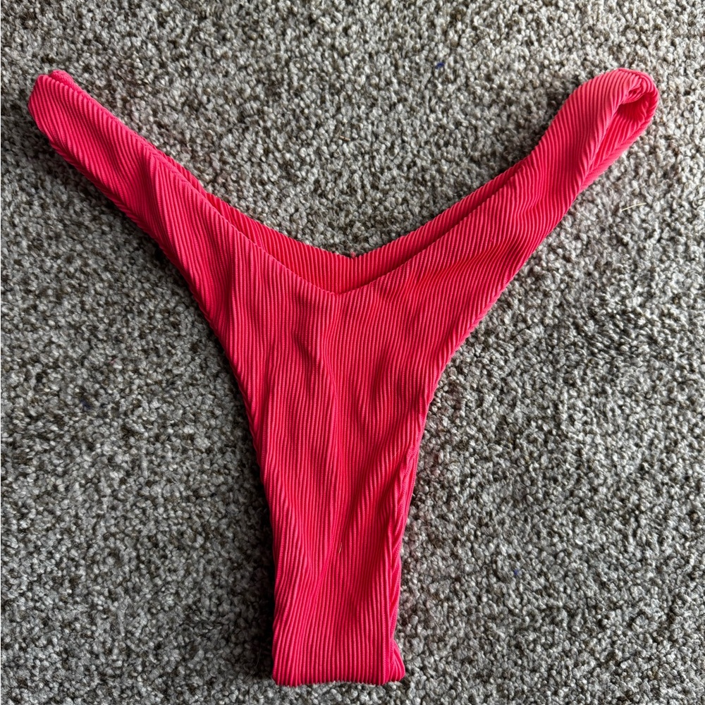 Kulani Kinis Y Ribbed Bikini Bottom